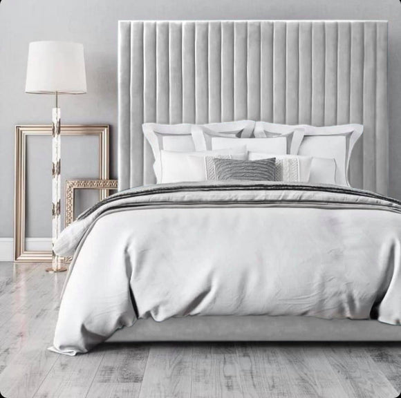 Oslo Plush Velvet Bed, Light Grey